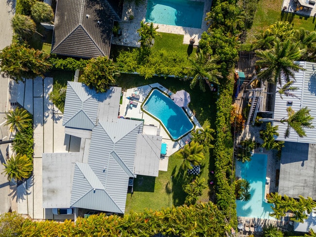 1627 Seabreeze Blvd in Fort Lauderdale, FL - Building Photo - Building Photo