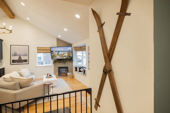 3045 S 1640 E in Salt Lake City, UT - Building Photo - Building Photo