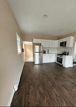 251-253 Orchard St in Elmwood Park, NJ - Building Photo - Building Photo