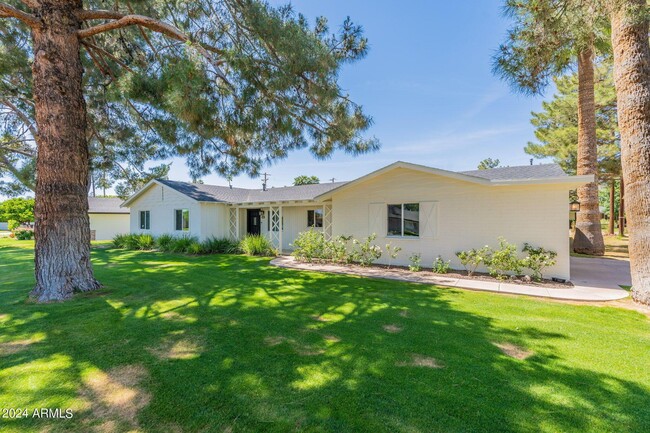 property at 6438 E Calle Redondo