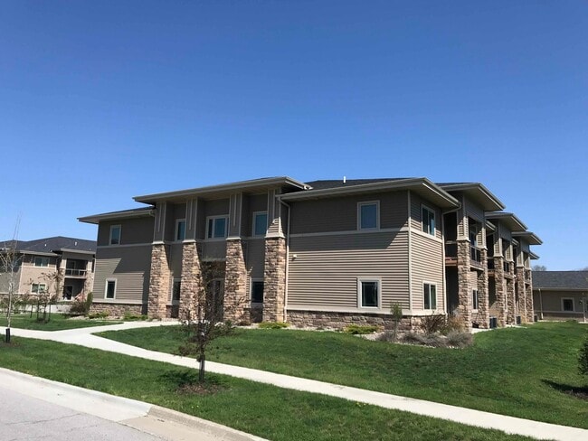 property at 2715 Bobcat Dr