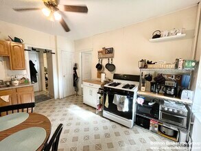 20 Howell St, Unit #1 in Boston, MA - Building Photo - Building Photo