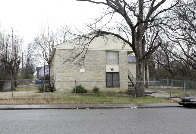 967 Porter St in Memphis, TN - Foto de edificio - Building Photo