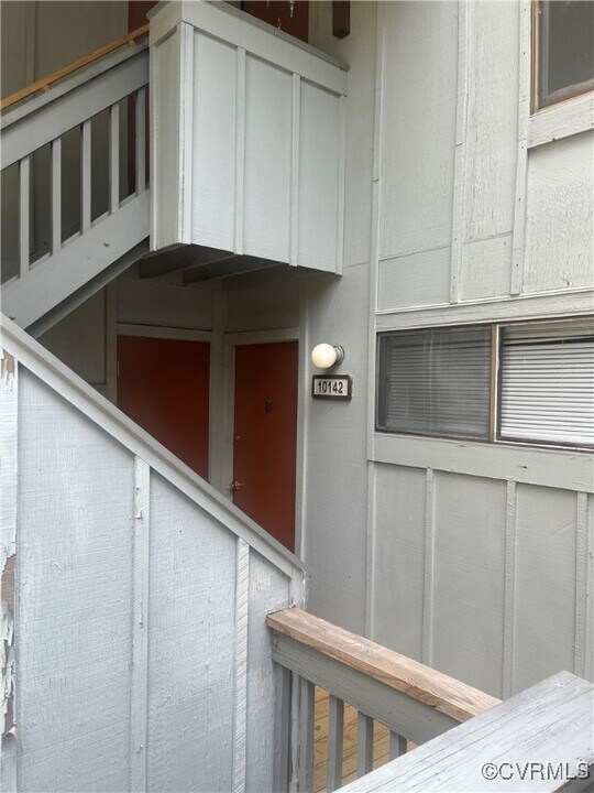 10142 Iron Mill Rd in Richmond, VA - Building Photo