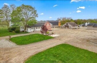 810 Newton Rd in Coldwater, MI - Building Photo - Building Photo