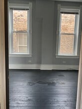 2122 W 21st St, Unit 2 in Chicago, IL - Building Photo - Building Photo