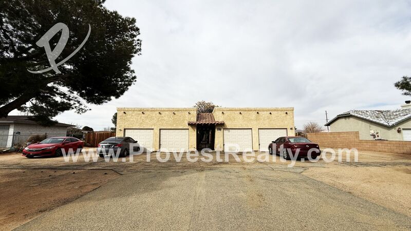 21350 Laguna Rd in Apple Valley, CA - Building Photo