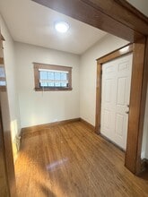 2216 Weston Ave in Niagara Falls, NY - Building Photo - Building Photo