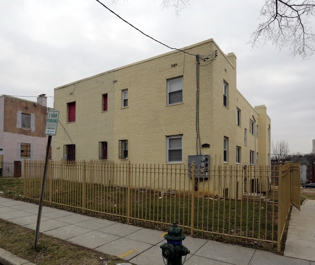 4232 6th St SE in Washington, DC - Building Photo - Building Photo