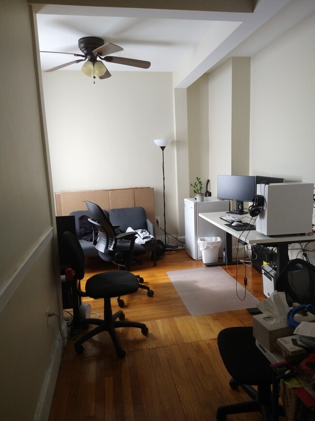 1189 Commonwealth Ave, Unit 17 in Boston, MA - Foto de edificio - Building Photo