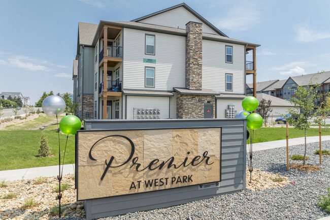 Premier at West Park Luxury Apartment Homes in Greeley, CO - Foto de edificio - Building Photo