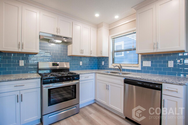 property at 886 St Charles Ave NE