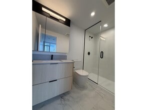 13738 Central Ave in Surrey, BC - Building Photo - Building Photo