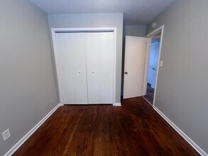 704 Dickinson St SE in Grand Rapids, MI - Building Photo - Building Photo