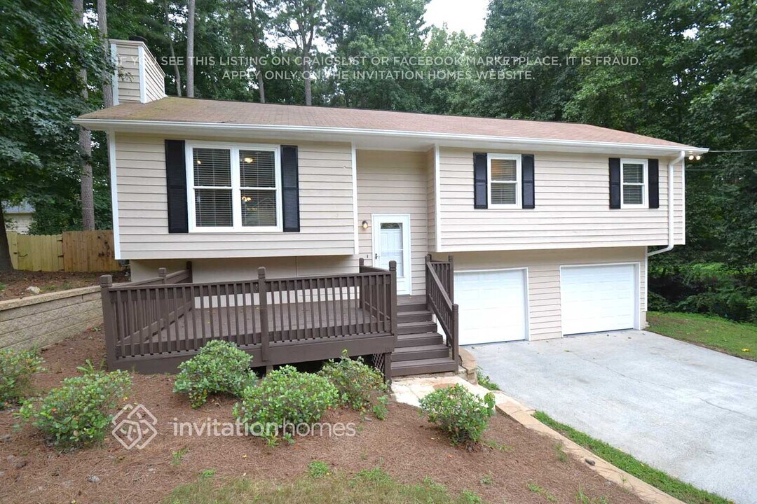9015 Sumit Wood Dr NW in Kennesaw, GA - Building Photo
