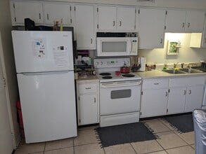 4214 La Palma Ct in Tampa, FL - Building Photo - Building Photo