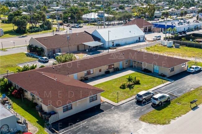 property at 2935 SE 15th Pl