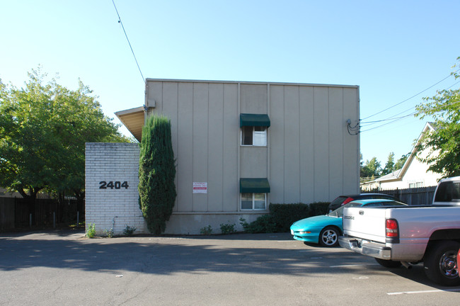 Shaliman Arms in Sacramento, CA - Foto de edificio - Building Photo