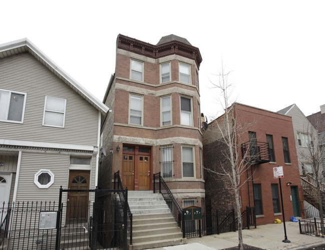 1227 N Cleaver St in Chicago, IL - Building Photo - Building Photo