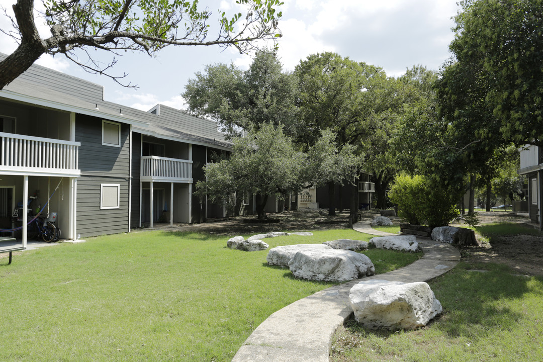 Avistar at Wood Hollow in Austin, TX - Building Photo