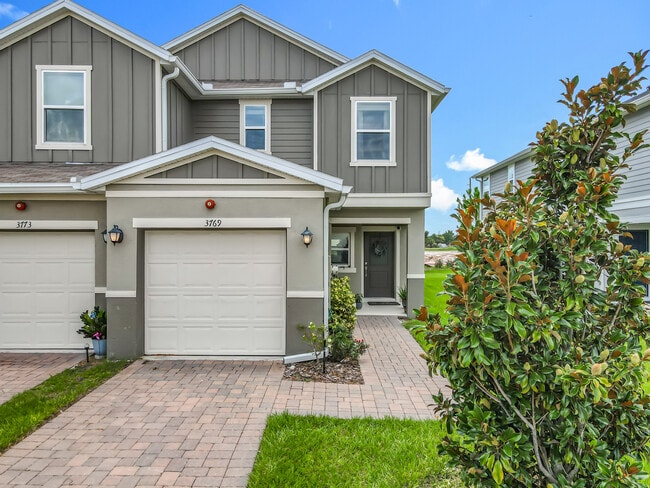 property at 3769 Hampton Chase Ln