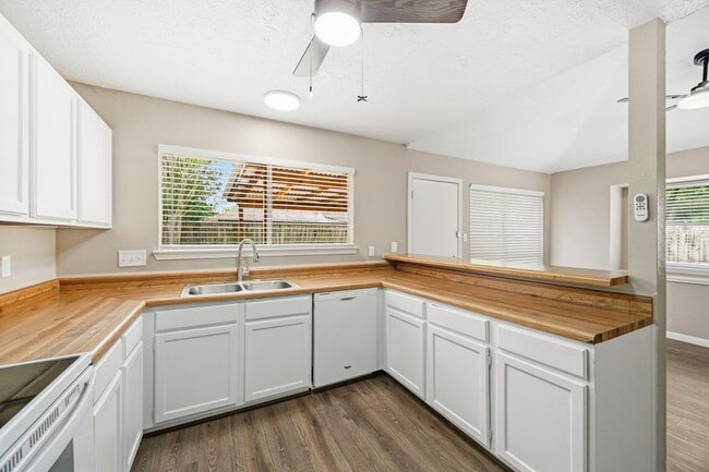 property at 5202 Roserock Ln