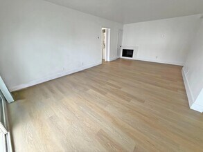 11070 Rose Ave, Unit 3 in Los Angeles, CA - Building Photo - Building Photo