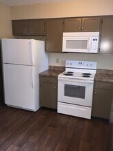 1830 Bishops Bridge Rd in Knoxville, TN - Building Photo - Building Photo