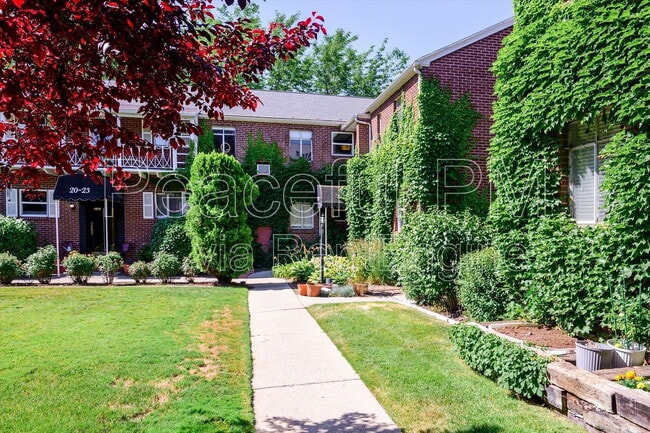 450 E 100 S in Salt Lake City, UT - Building Photo - Building Photo