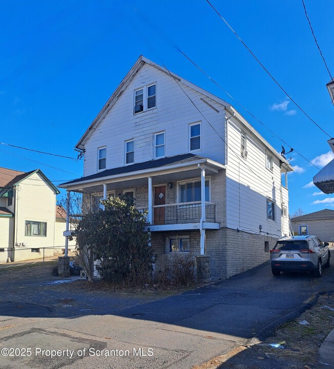 3317 Pittston Ave in Moosic, PA - Building Photo