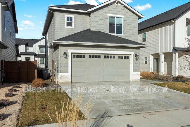 7184 W Riverwood St in Boise, ID - Building Photo - Building Photo
