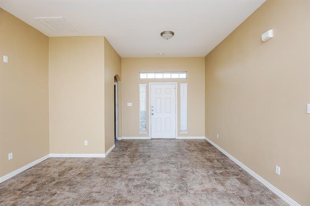 113 Currie Ct in Crowley, TX - Building Photo - Building Photo