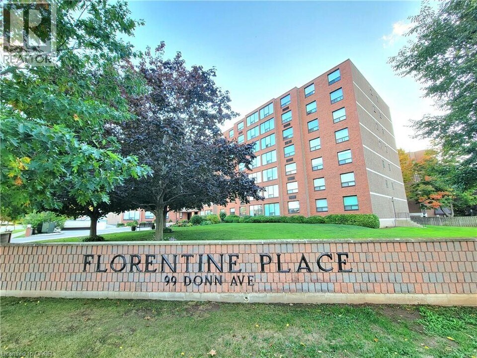 99 Donn Ave in Hamilton, ON - Building Photo