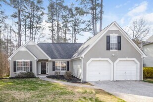5407 Sweetsprings Dr SW in Powder Springs, GA - Building Photo
