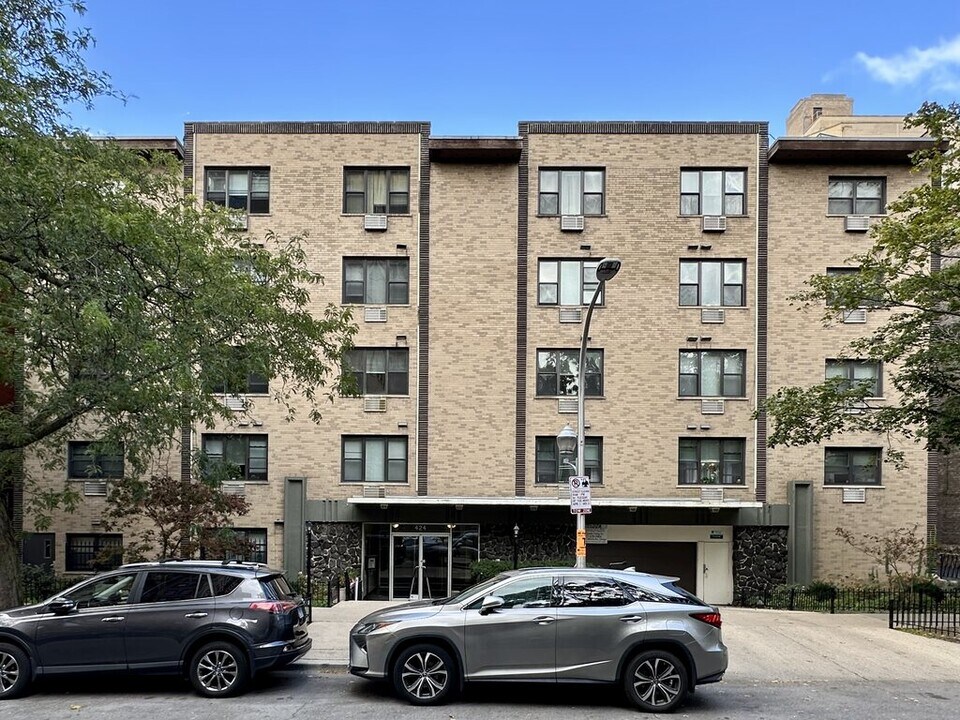 432 W Oakdale Ave, Unit 3 in Chicago, IL - Building Photo