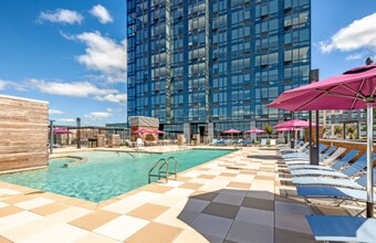 33 Park View Ave in Jersey City, NJ - Building Photo - Building Photo