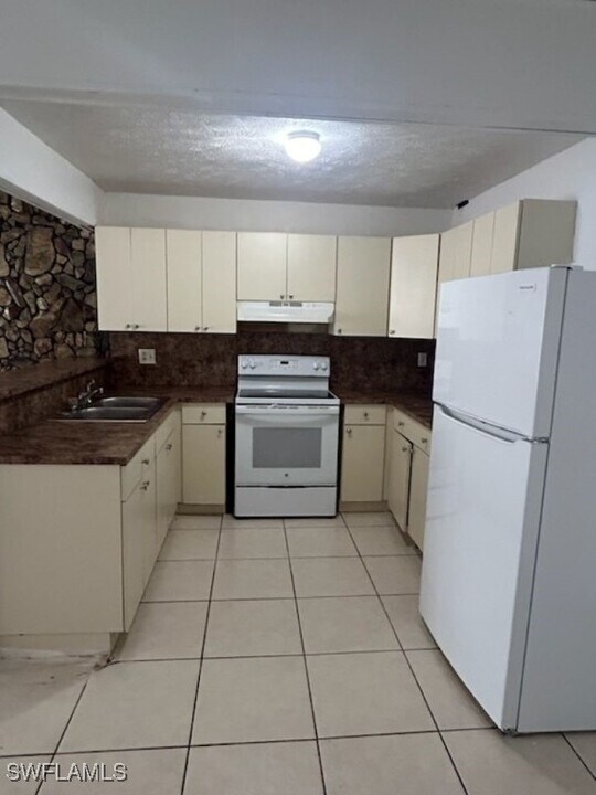 714 S Lopez St in Clewiston, FL - Building Photo
