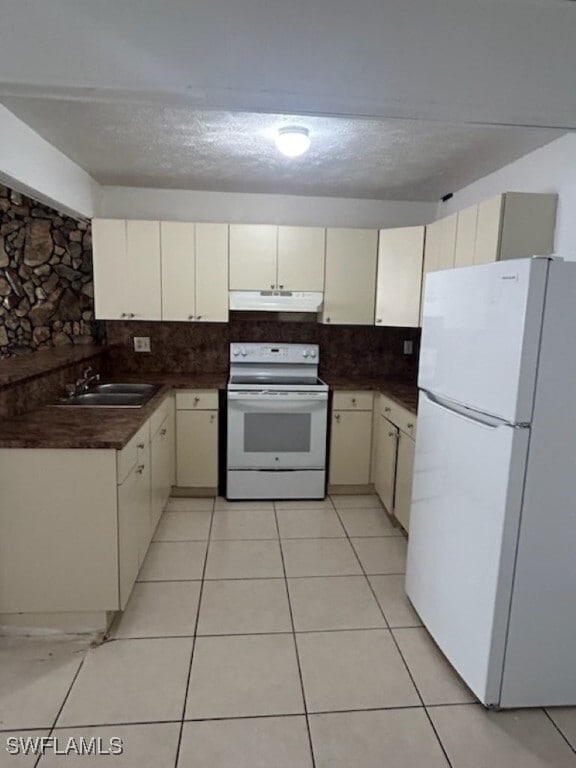 property at 714 S Lopez St