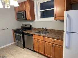 357 Franklin St in Bloomfield, NJ - Building Photo