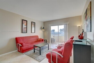 200 S Birch Rd in Fort Lauderdale, FL - Building Photo - Building Photo