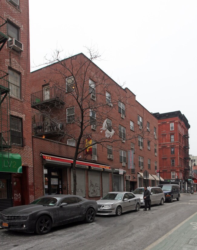 105-111 Stanton St in New York, NY - Foto de edificio - Building Photo