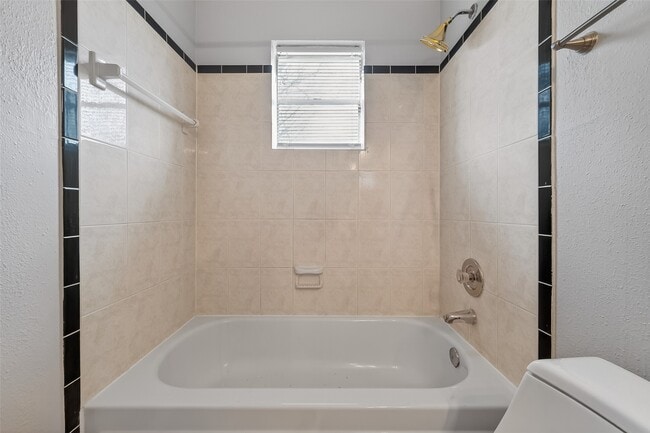 property at 10506 Ivy Oaks Ln