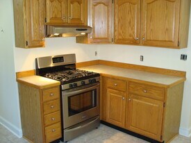 66 Brock St, Unit 1 in Boston, MA - Building Photo