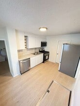 6210 Pear Ave in Cleveland, OH - Building Photo - Building Photo