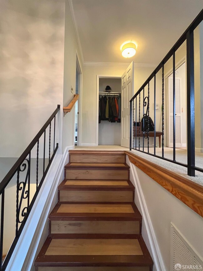 1032 Everglades Dr in Pacifica, CA - Building Photo - Building Photo