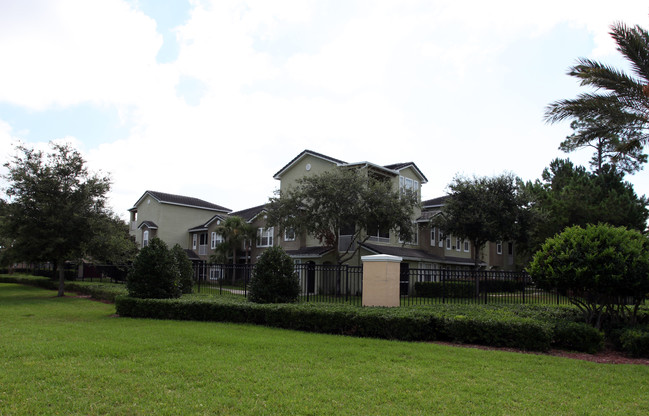 Mirabella Condominiums in Jacksonville, FL - Foto de edificio - Building Photo