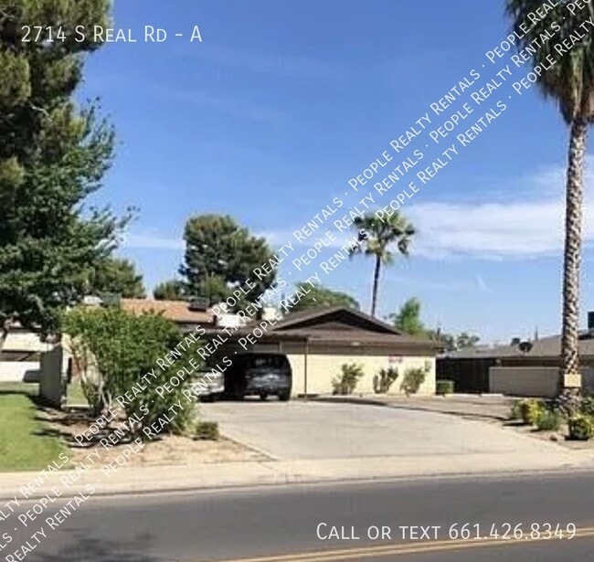 property at 2714 S Real Rd