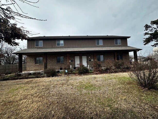 1120 E Campbell St in Edmond, OK - Building Photo - Building Photo