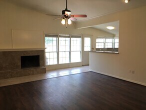 1413 Glouchester Dr in Garland, TX - Building Photo - Building Photo