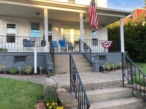 314 Willow St, Unit 314 Fl 1 in Dunmore, PA - Building Photo - Building Photo